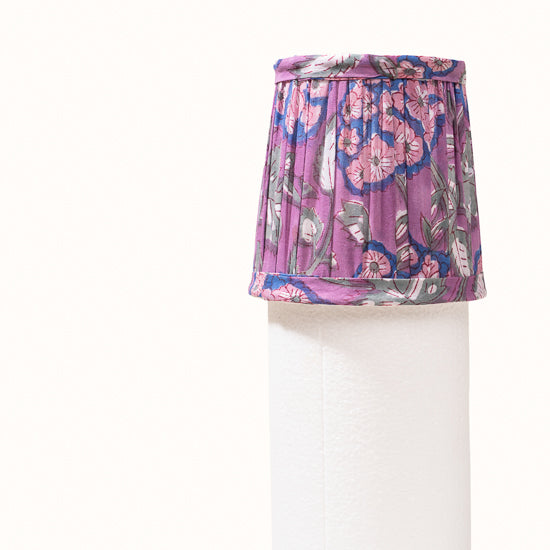 Abat Jour plissé lila imprimé hortensias.