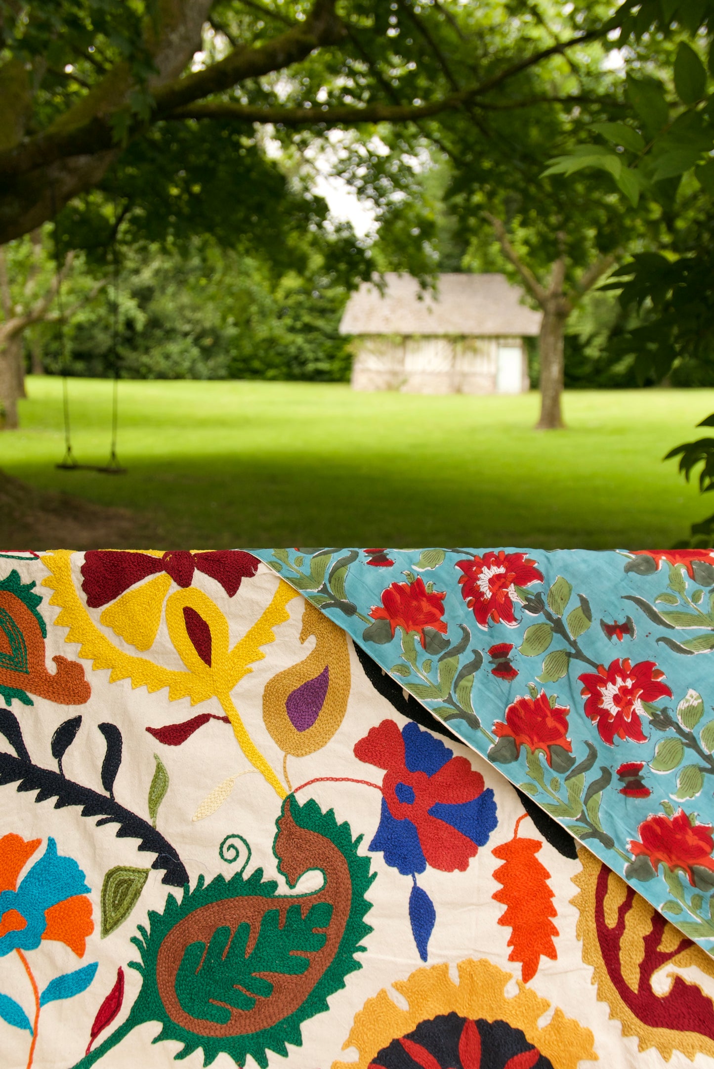 Nappe Suzani Floral Blossom
