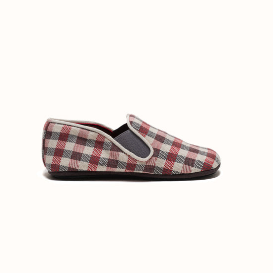 The Oscar slipper