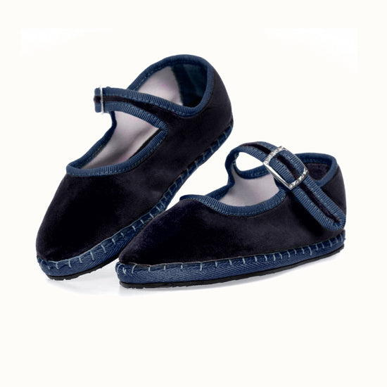 Bambina In The Navy