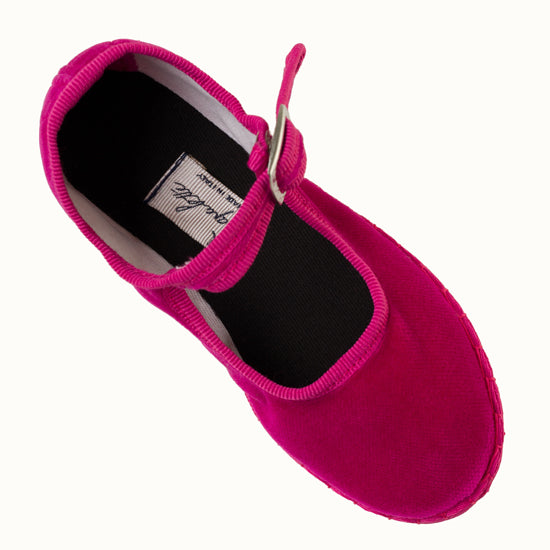 Bambina On Wednesdays We Wear Pink