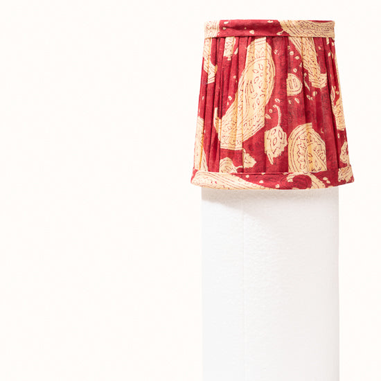 Abat Jour plissé rouge imprimés cachemire.