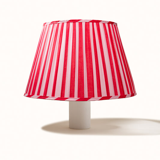 Abat Jour plissé rayé rouge et rose.