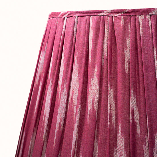 Abat Jour plissé prune imprimé Ikat.