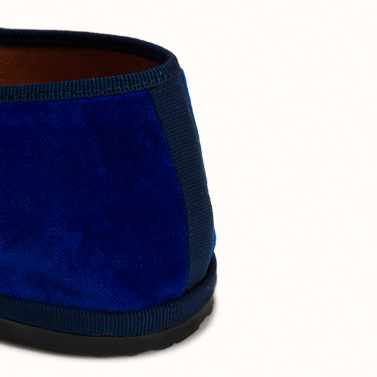 Bambina The Big Blue