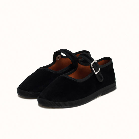 Bambina Back to Black