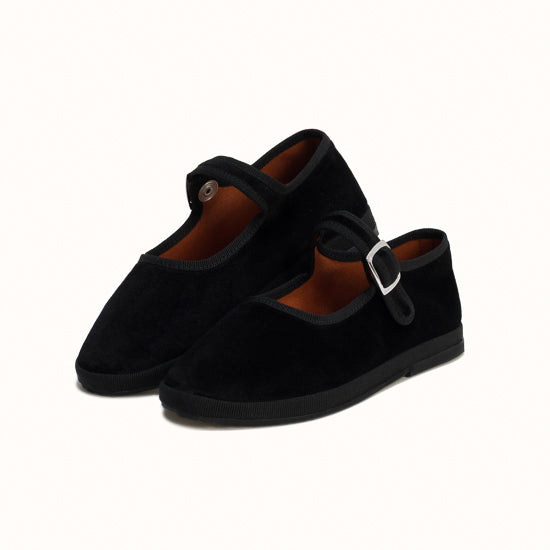 Bambina Back to Black