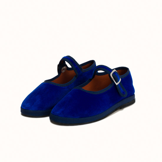 Bambina The Big Blue